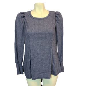 Status by Chenault Blue Fitted Top Size Medium